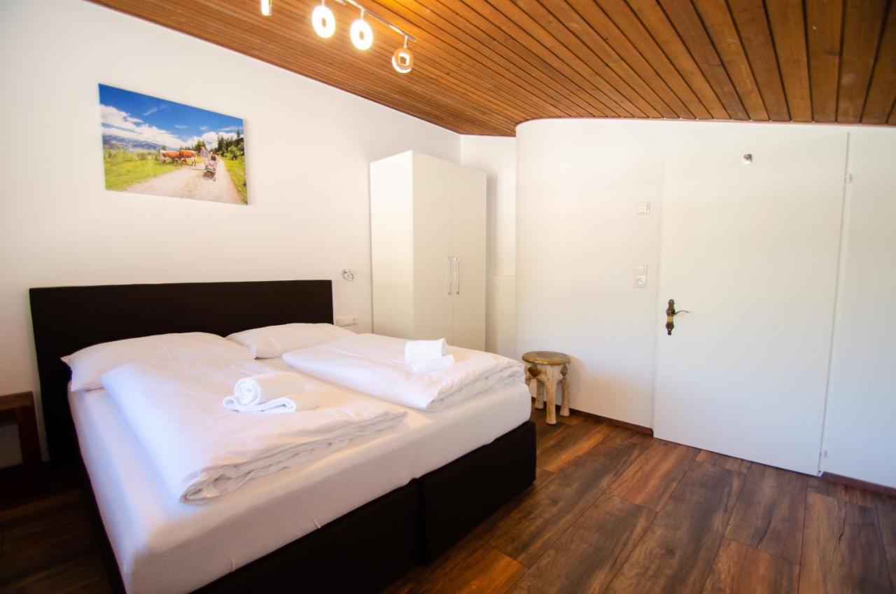 Penthouse Eightyone By All In One Apartments Kaprun Exterior photo
